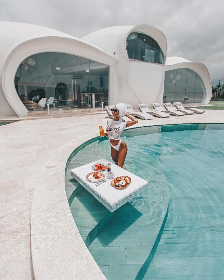The Cloud Beachfront Villa Tabanan Экстерьер фото